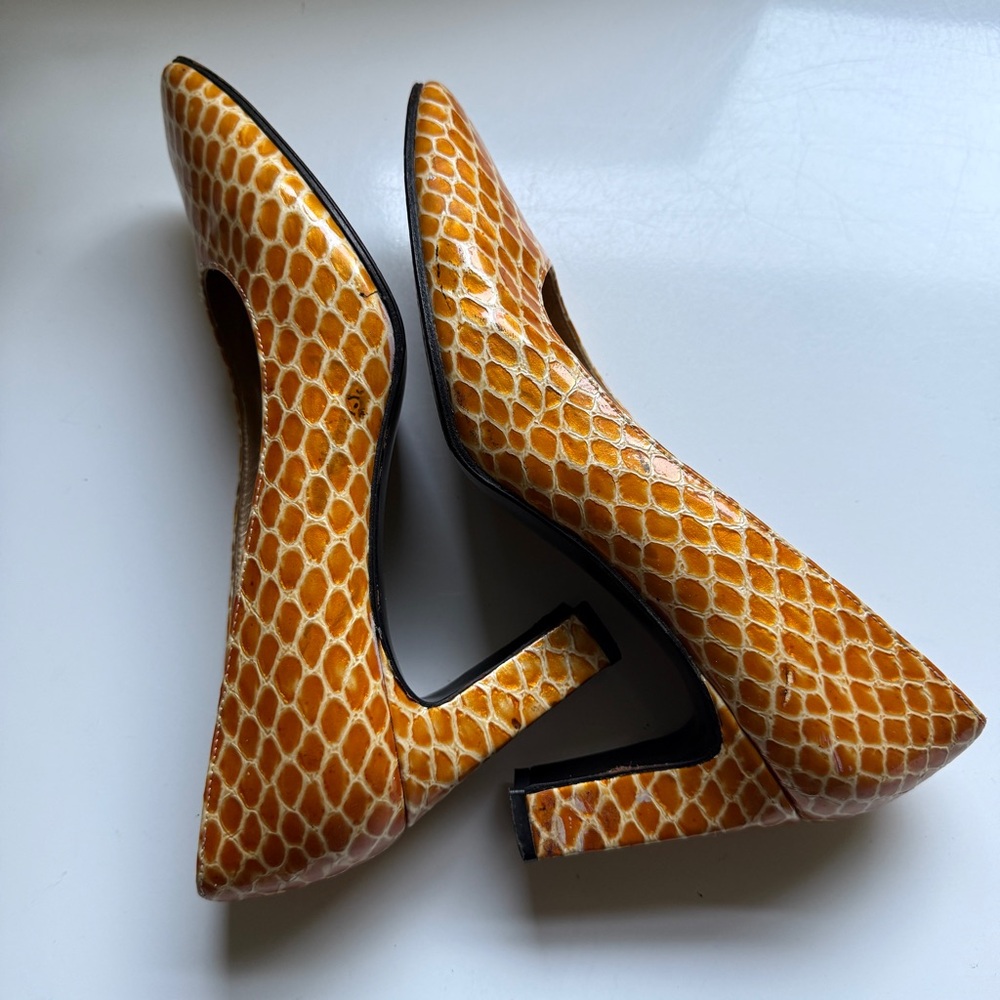 Stuart Weitzman Orange Patterned Block Heel Pumps Square Toe Size 7 - Picture 14 of 16